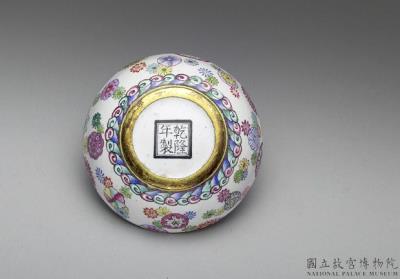 图片[3]-Copper box with painted enamel decor, Qing dynasty, Qianlong reign (1736-1795)-China Archive